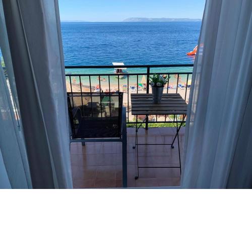 BEACH SEA VIEW APPARTMENT