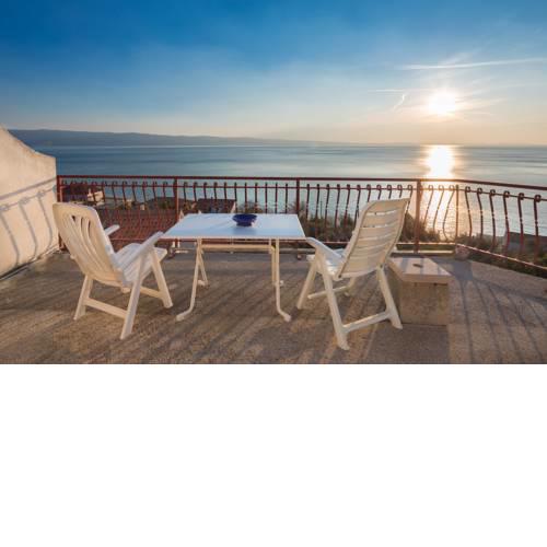 Beach Sunrise Apartments