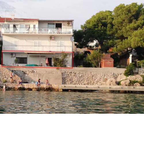 Beachfront Apartment Tribunj (3348)