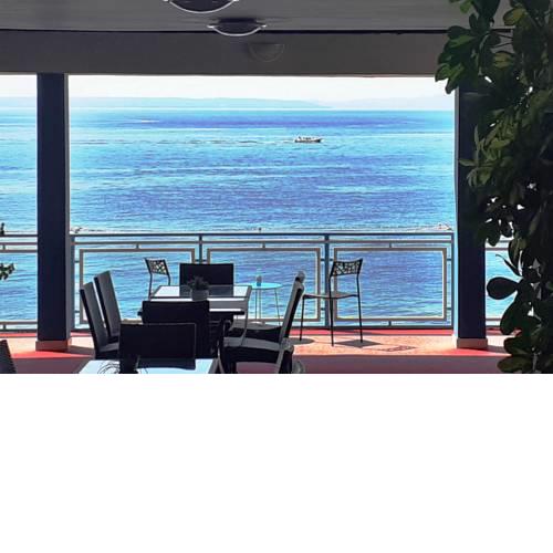 Beachfront Apartments Zanic