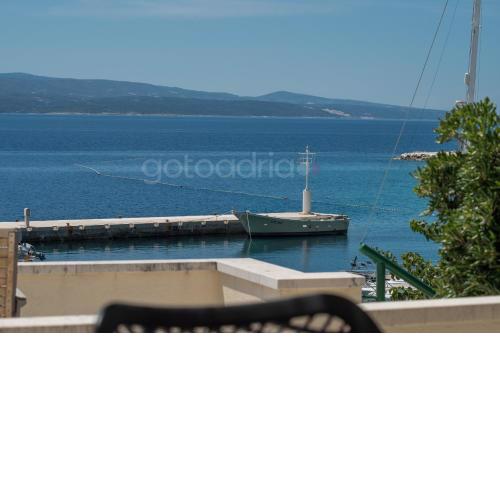 Beachfront Brela Apartments Ljubica