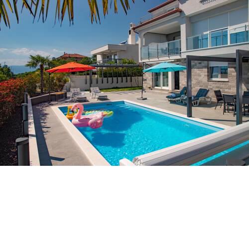 Beachfront Luxury house