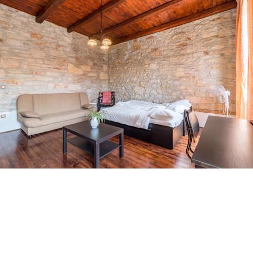 Beautiful apartment acros Amphitheatre