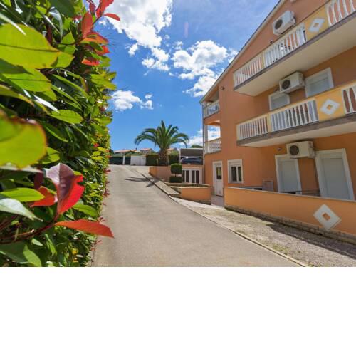 Beautiful Apartment in Banjole near Beach and Pula City
