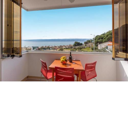 Beautiful apartment in Duce with WiFi and 2 Bedrooms
