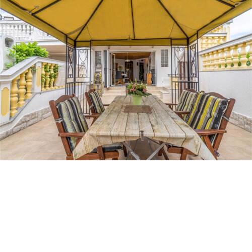 Beautiful apartment in Fazana w/ WiFi and 2 Bedrooms