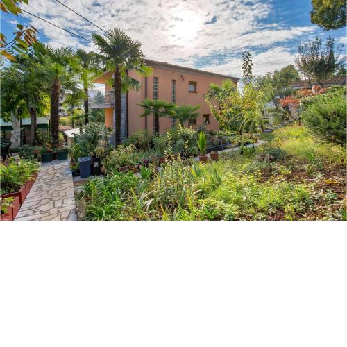 Beautiful apartment in Lovran with 2 Bedrooms