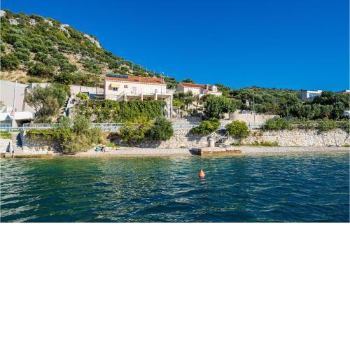 Beautiful apartment in Zaton mali with 2 Bedrooms