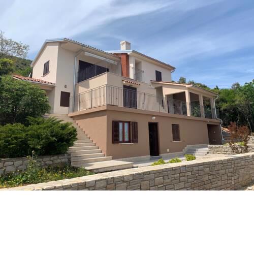 Beautiful apartment Ravni