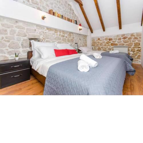 BEAUTIFUL HOLIDAY HOUSE LUCIJA WITH FULL PRIVACY