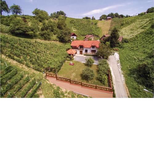 Beautiful home in Vinica w/ Sauna, WiFi and 2 Bedrooms