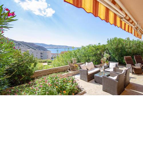 beautiful sea view with a garden terrace