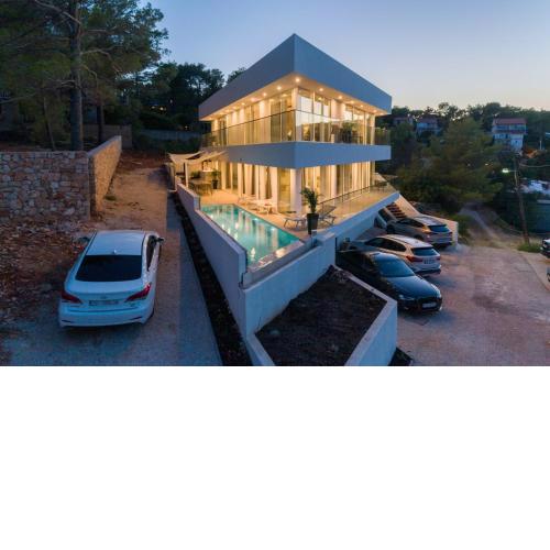 Beautiful Villa Aestas