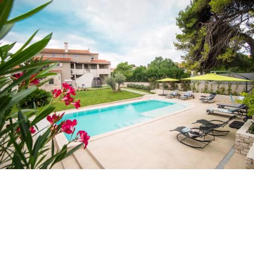 Beautiful Villa Julia, south Istria, garden, pool