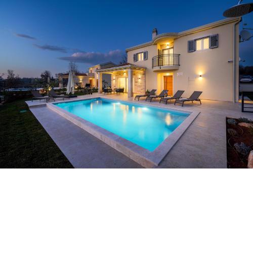 Beautiful Villa Lavanda Muntrilj