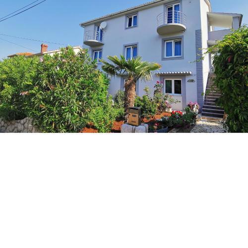 Bella Nina Apartments