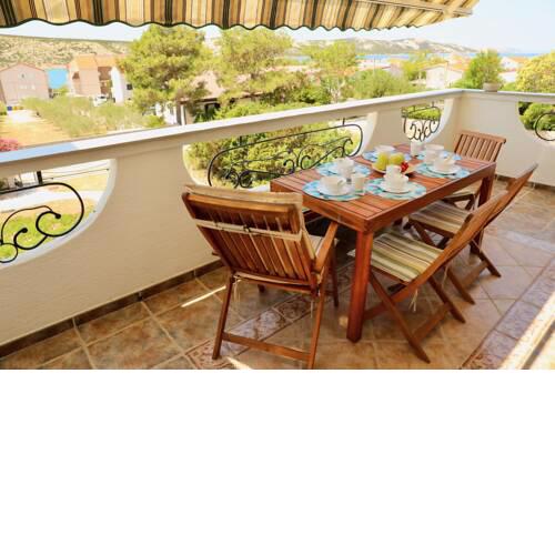 Bellavista Apartment