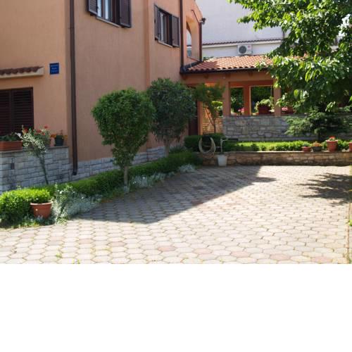 Big garden apartment