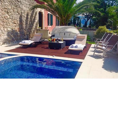 Blato Villa Sleeps 10 Pool Air Con WiFi