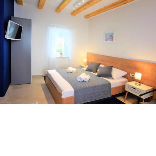 Blue - Volantina 5 Apartments