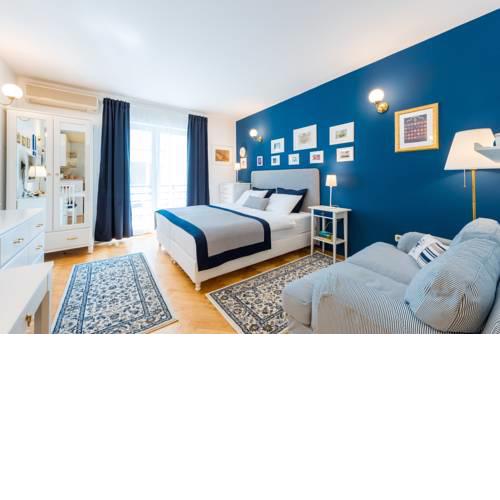Blumarine Apartments