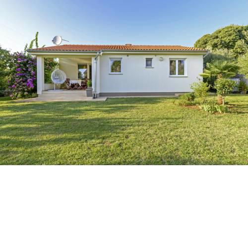 Bojana in Ližnjan (Haus für 4-5 Personen)