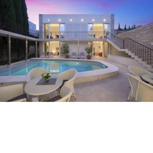Bol Villa Sleeps 12 Pool Air Con WiFi