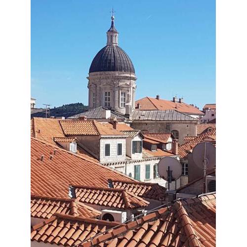 BRAND NEW Apartment St. Blaise 2