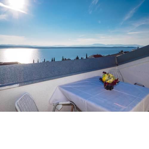 Breathtaking Seaview APP Barac on Separated Floor