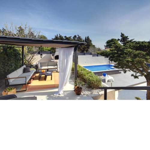 House Zoya