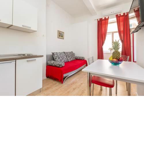 Central Jardin Guest House Split