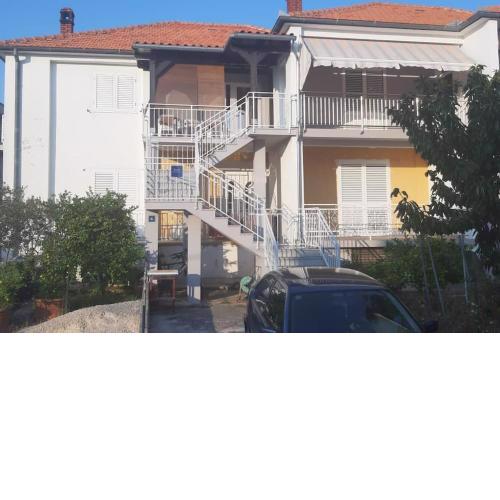 Charming Vigo Apartment in the heart of Biograd