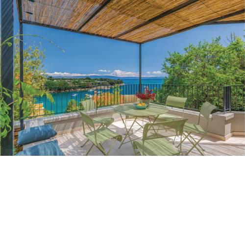 Charming villa with view in Sveta Marina
