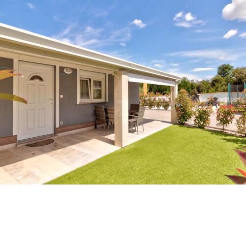 Cosy Holiday Home in Banjole near Pula City Centre