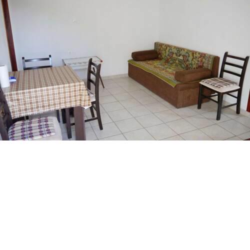 Cosy one bedroom apartment with sea view