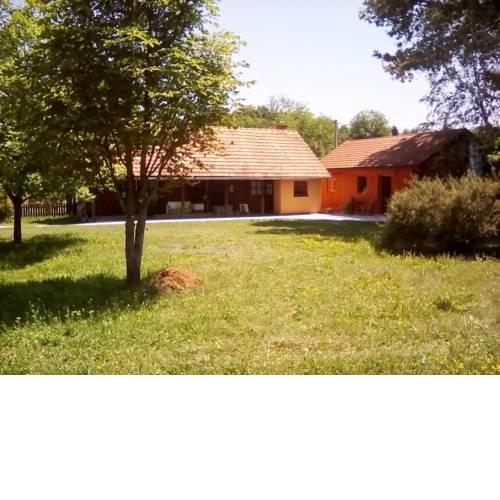Country Houses Zen Oaza Tara