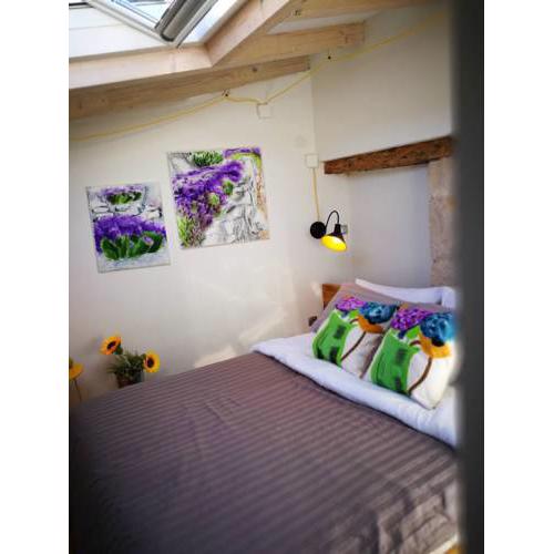 cres art studio kuning apartment
