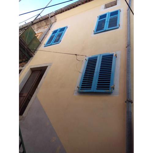 Cres old town apartment