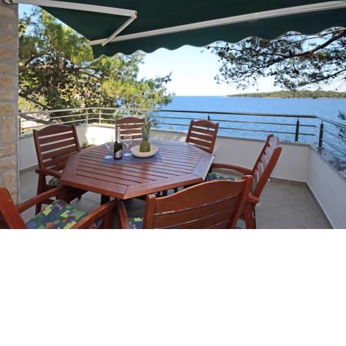 Croatia,Korcula,Seaside apartment