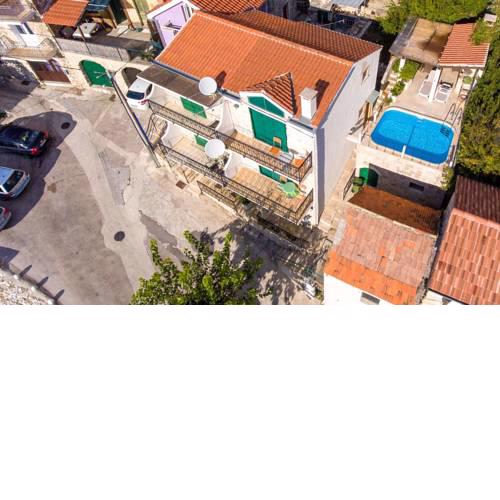 ctma136/ Old Dalmatian house with private pool