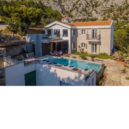 ctma236/ modern decorated villa with private pool