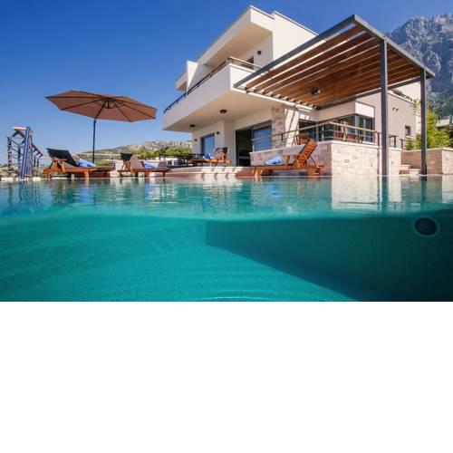 ctvb105/ - Modern holiday home with private pool