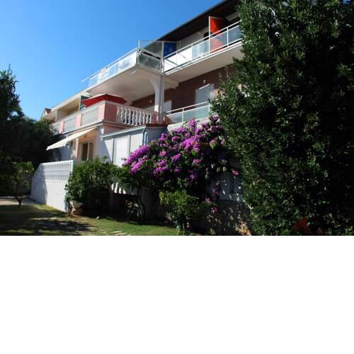 Cuzela-Papata Apartments