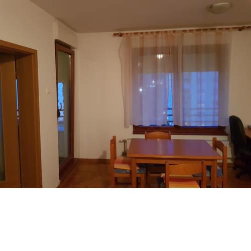 Daisy Apartment