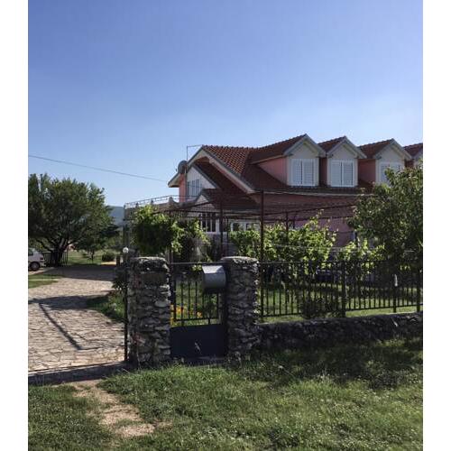 Dany Apartmani