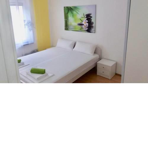 Delfin Apartments