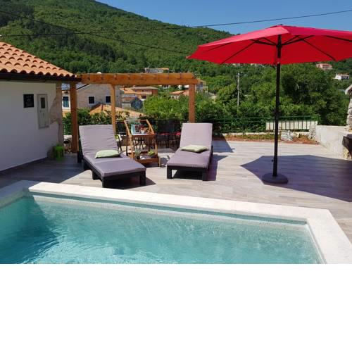 Diana Holiday Home