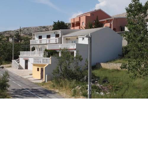 Double Room Metajna 6496b