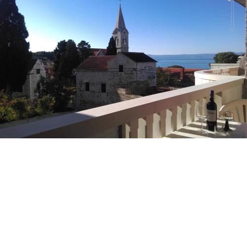 Double Room Sumartin 13285a