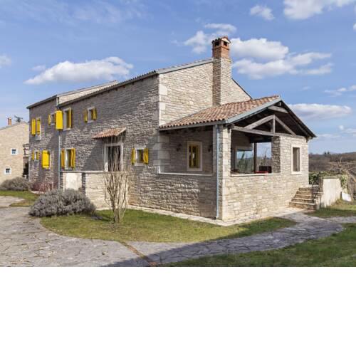 Enticing Villa in Pazin with Swimming Pool